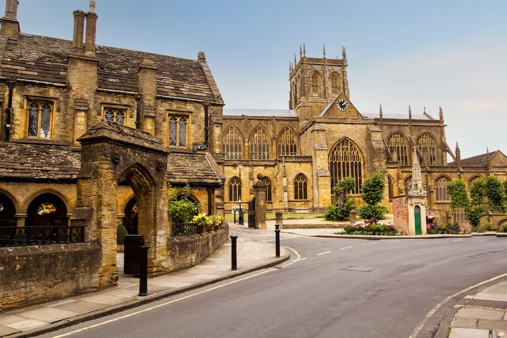 Séjours linguistique anglais. Ville d'accueil Sherborne. Améliorer son anglais