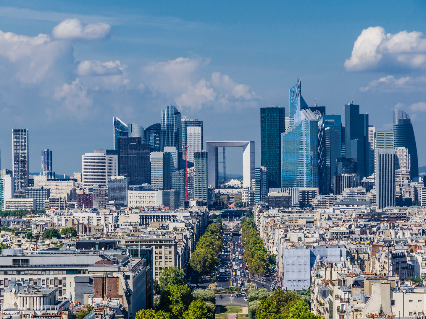Discover La Défense famous district business in Paris.
