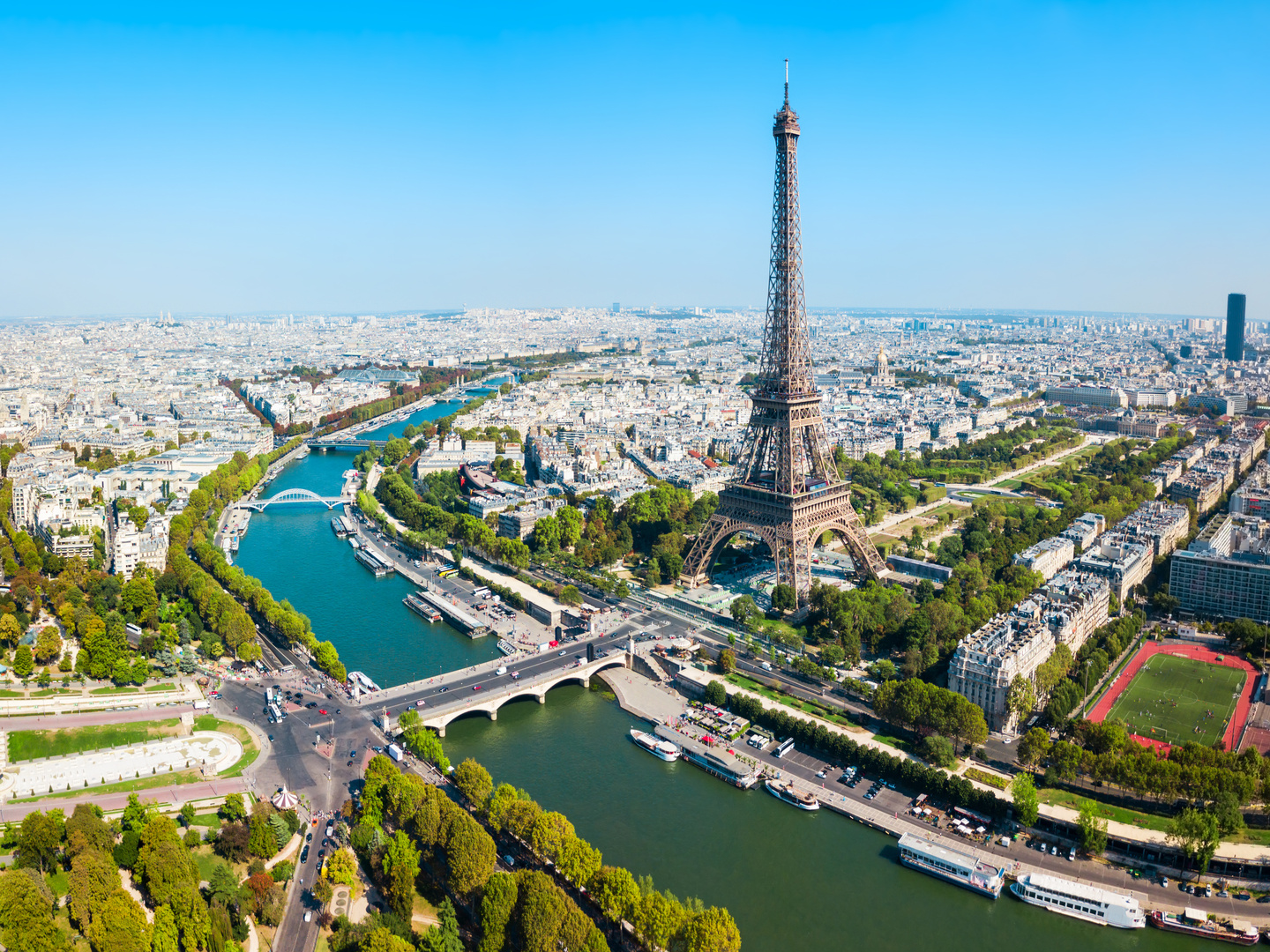 Homestay and learning French in Paris.
