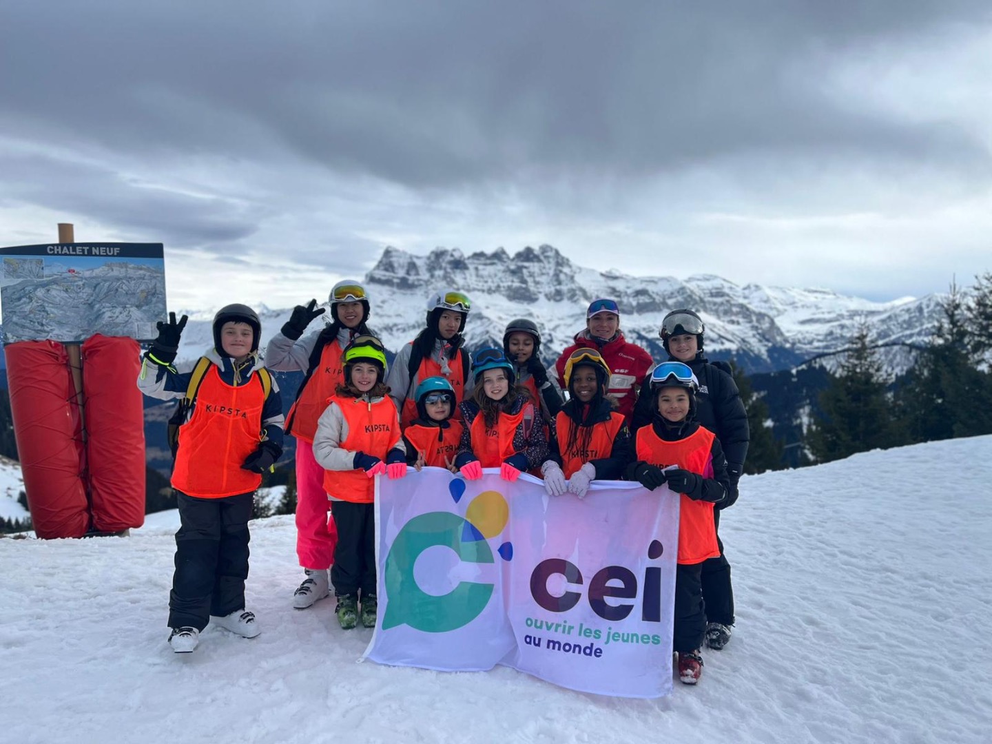 Colonie de ski pour ado à Châtel avec CEI