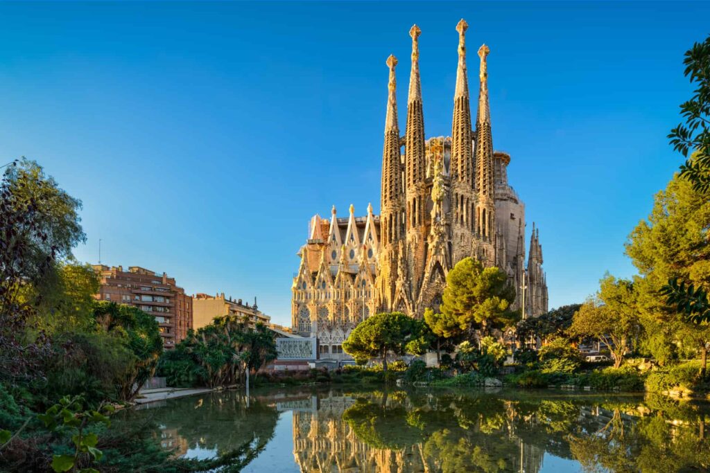 Sagrada Familia à Barcelone, monument exceptionnel en Espagne