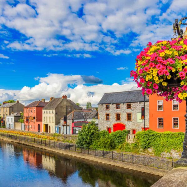 Une ville à taille humaine idéale pour une immersion linguistique en Irlande.