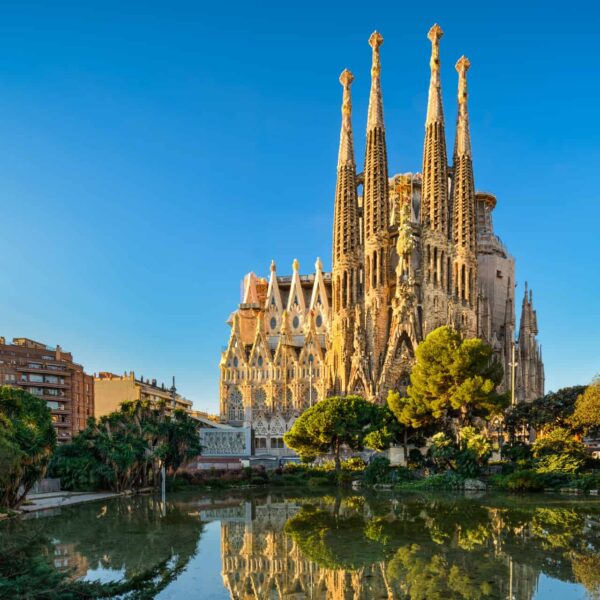 La Sagrada Família lors d'une colonie de vacances Barcelone printemps.