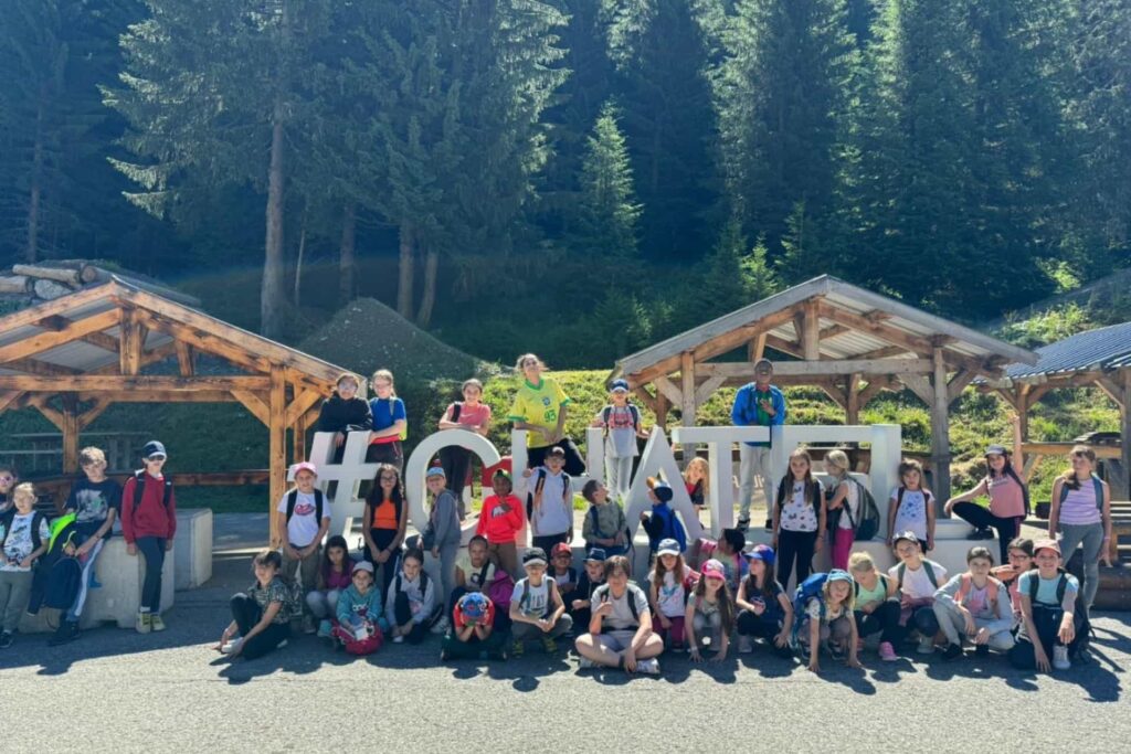 Une colonie de vacances natation à Châtel
