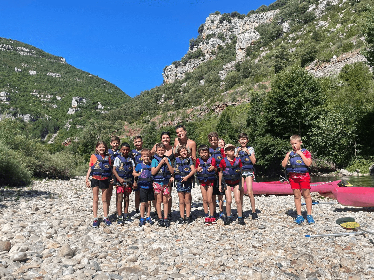 colonie de vacances canoé