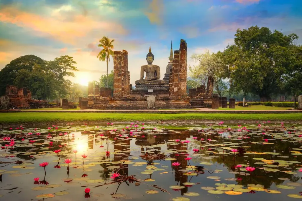 colonie de vacances ados en Thaïlande : visite de Sukhothai