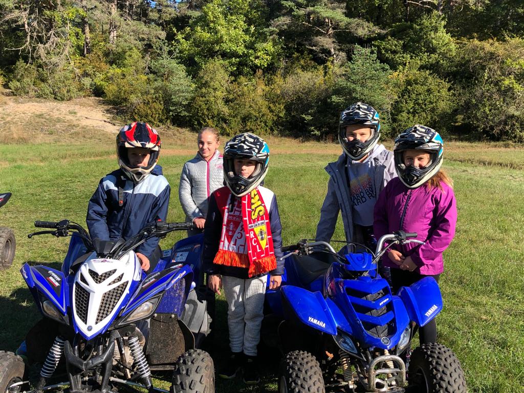 Aventures et découvertes en colo