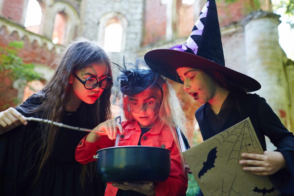 Colonie Halloween Toussaint Frissons et magie